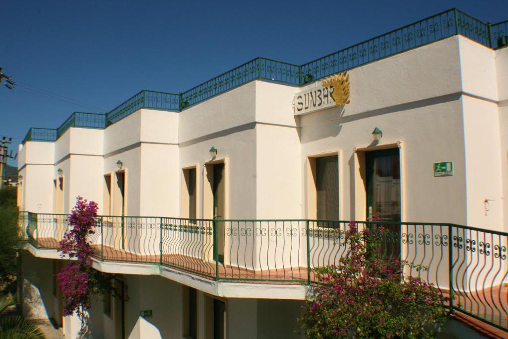 Otel Sunshine